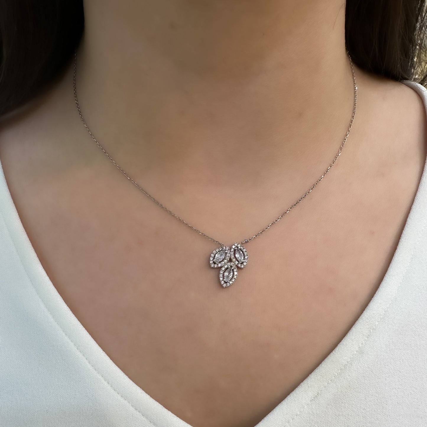 Üç Yapraklı Kolye