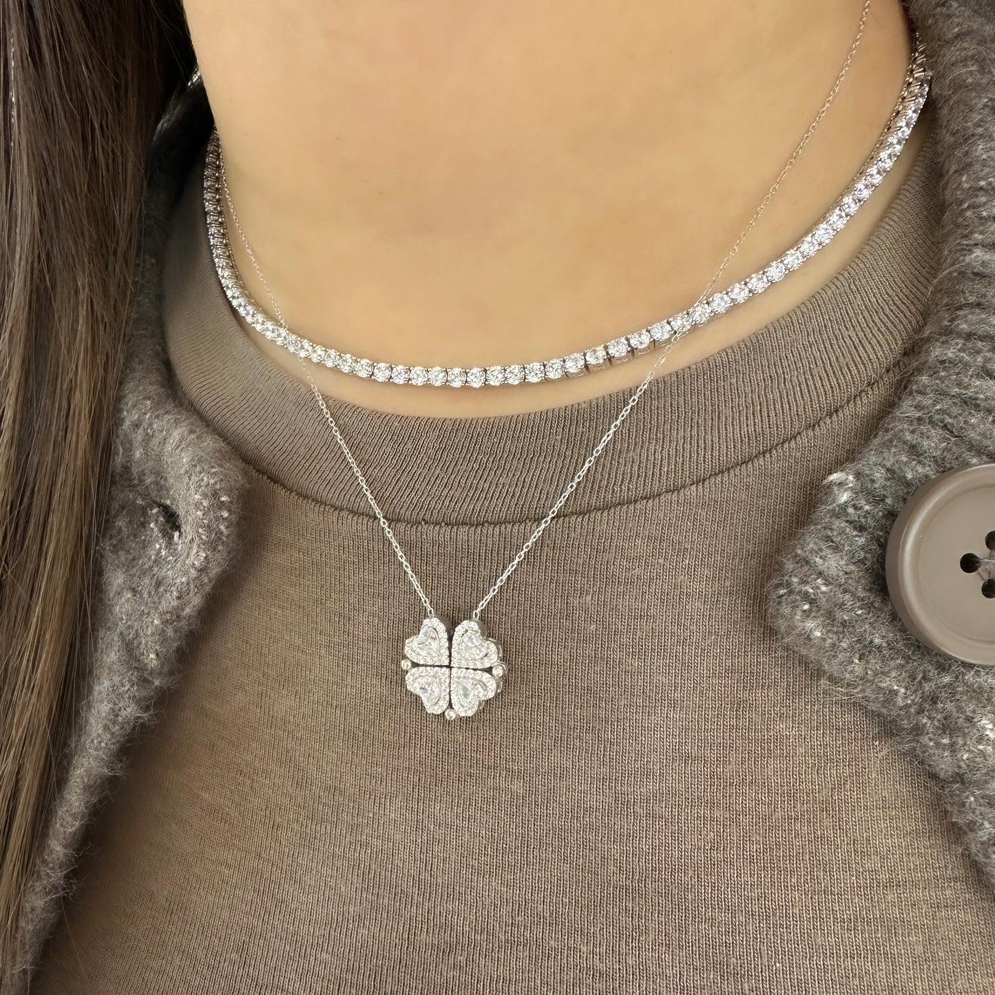 Magnetic Heart Clover Necklace