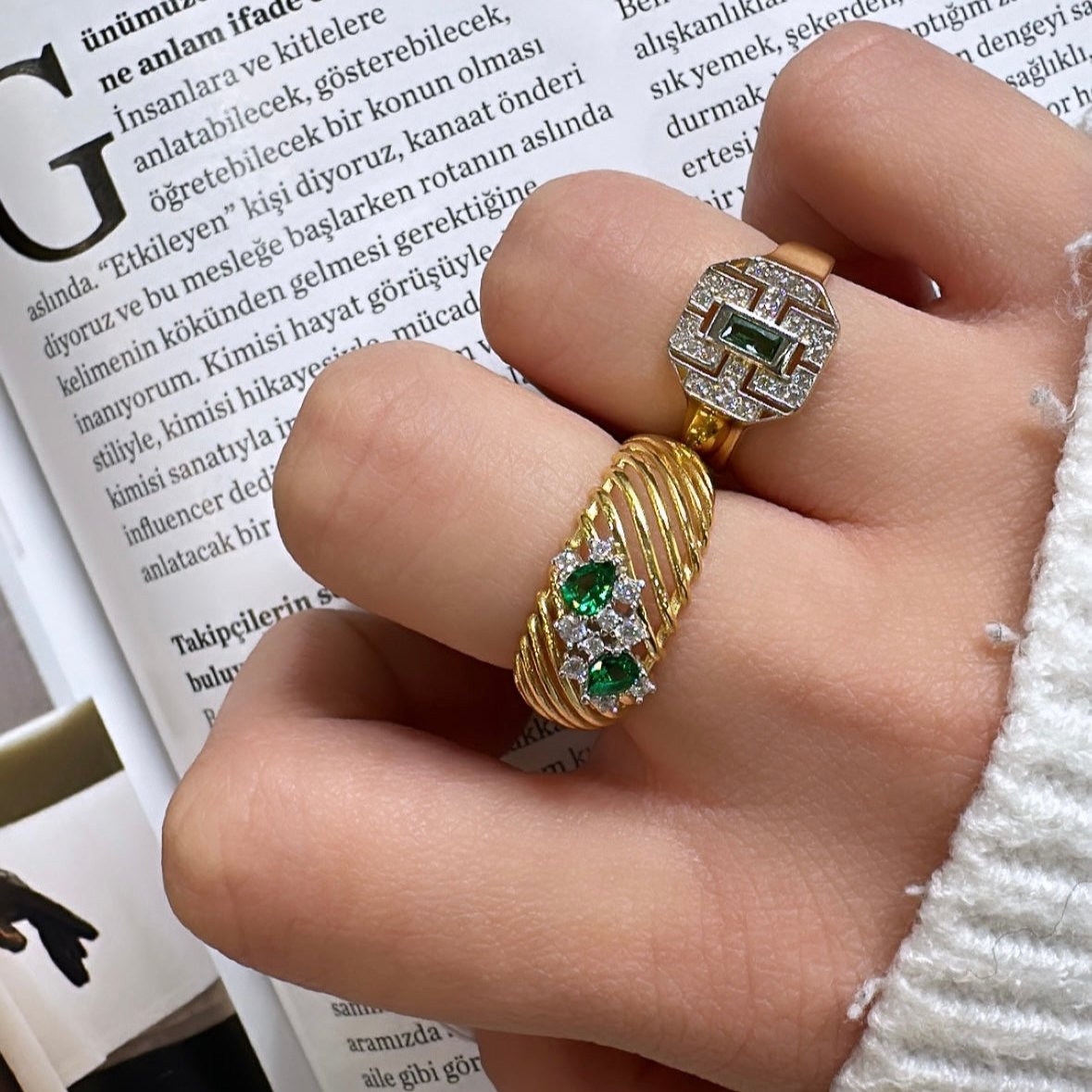 Green Stone Magical Ring