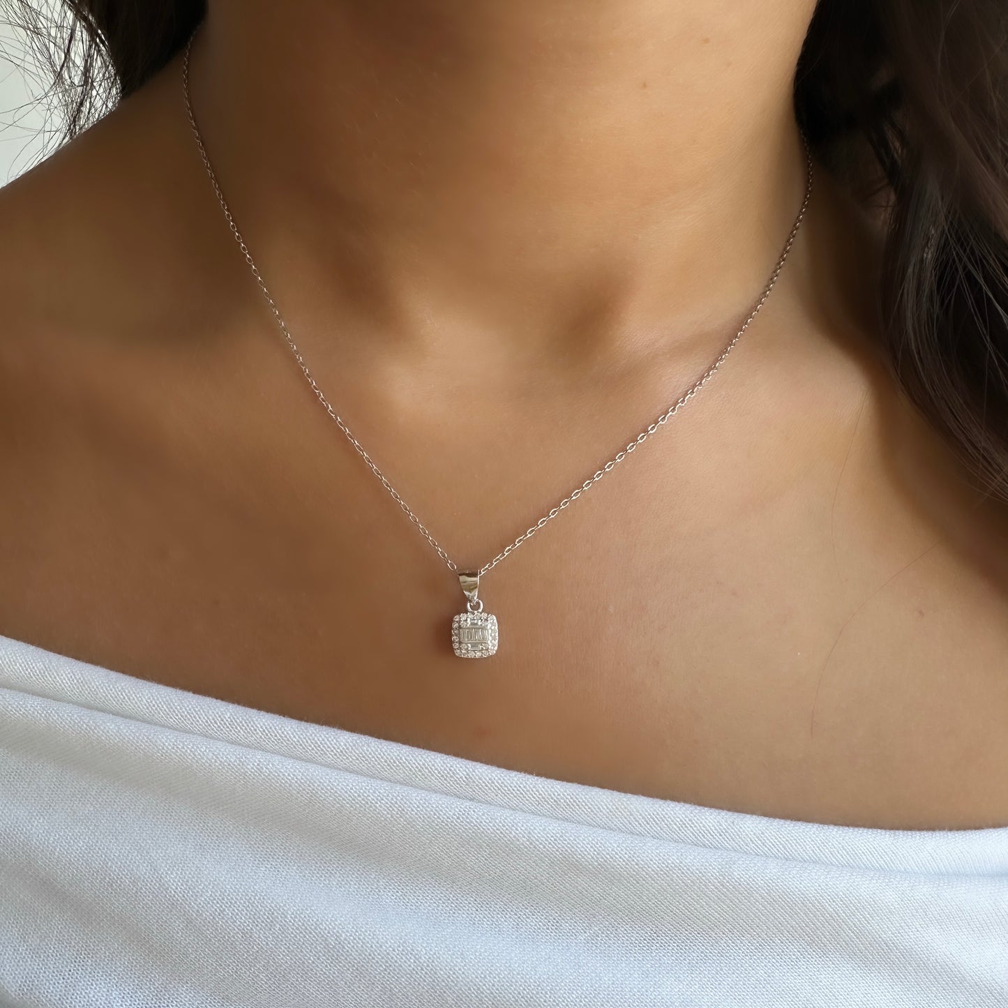 Minimal Baget Kolye