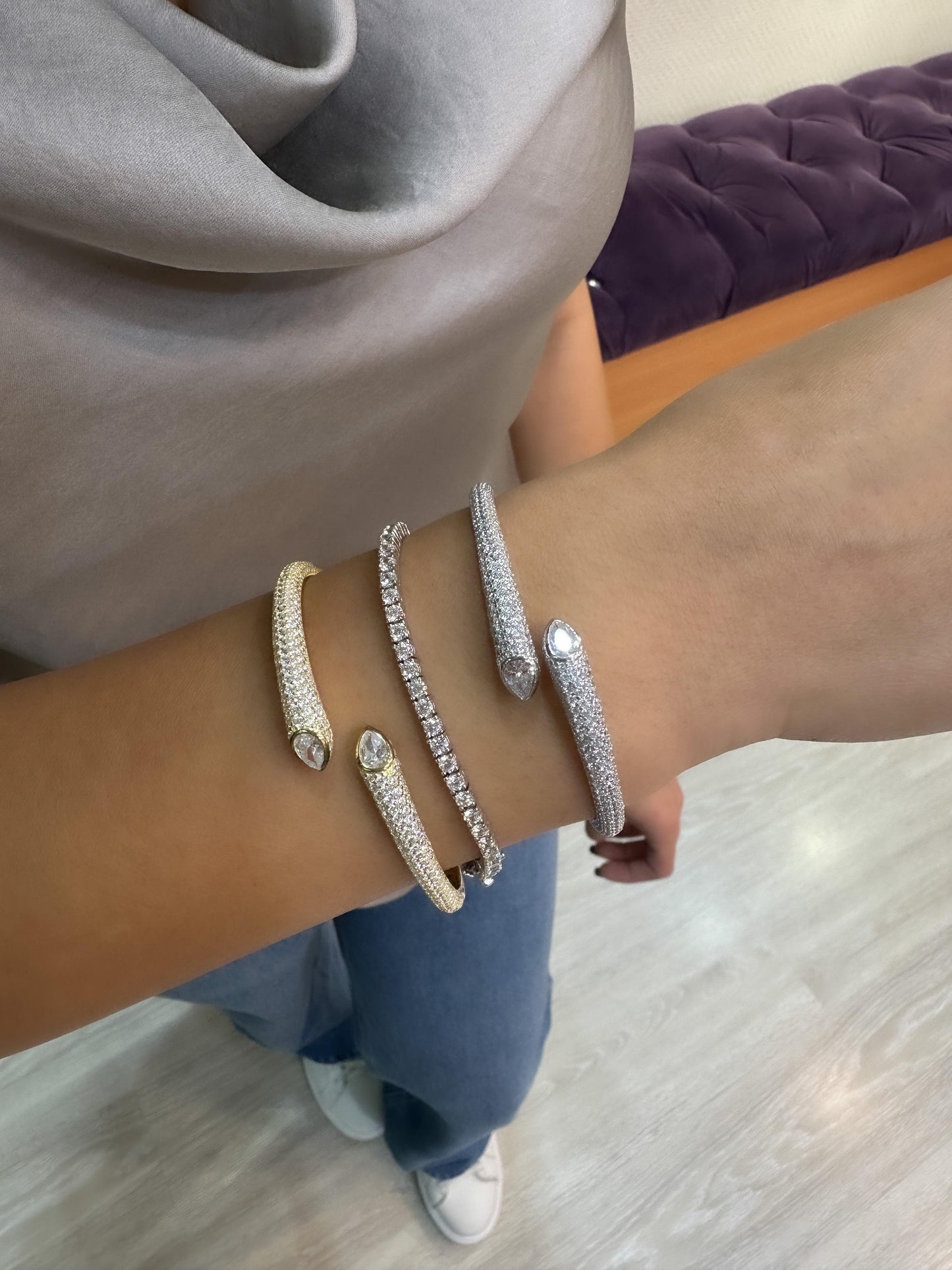 Damla Taşlı Ortası Açık Kelepçe
