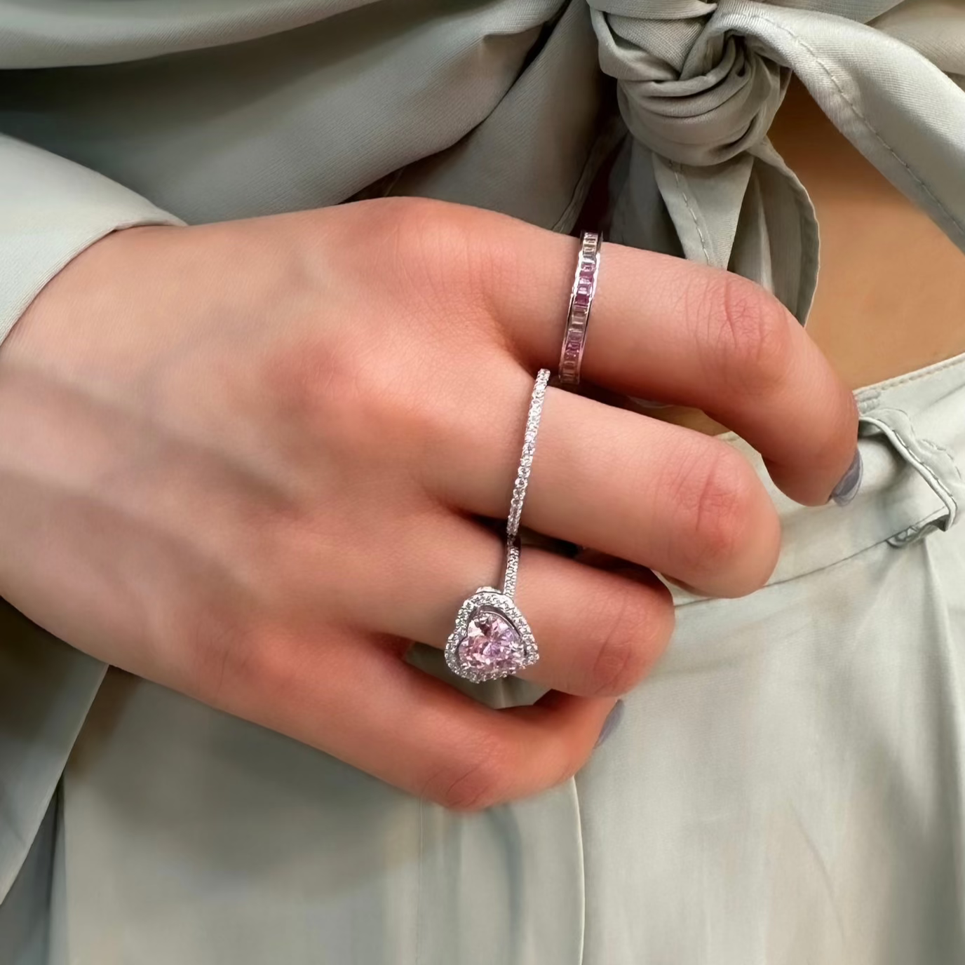 Pembe Taşlı Büyük Kalp Yüzük
