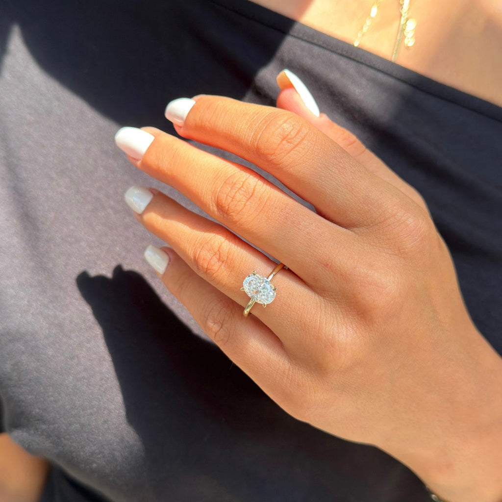14K İki Karat Mozanit Oval Yüzük