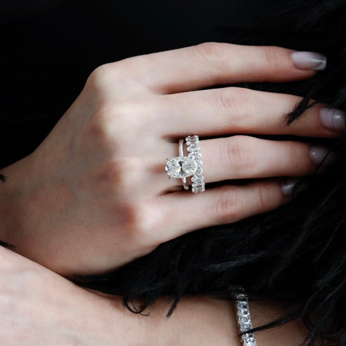 Mozanit Taşlı Uzun Oval Tektaş Yüzük