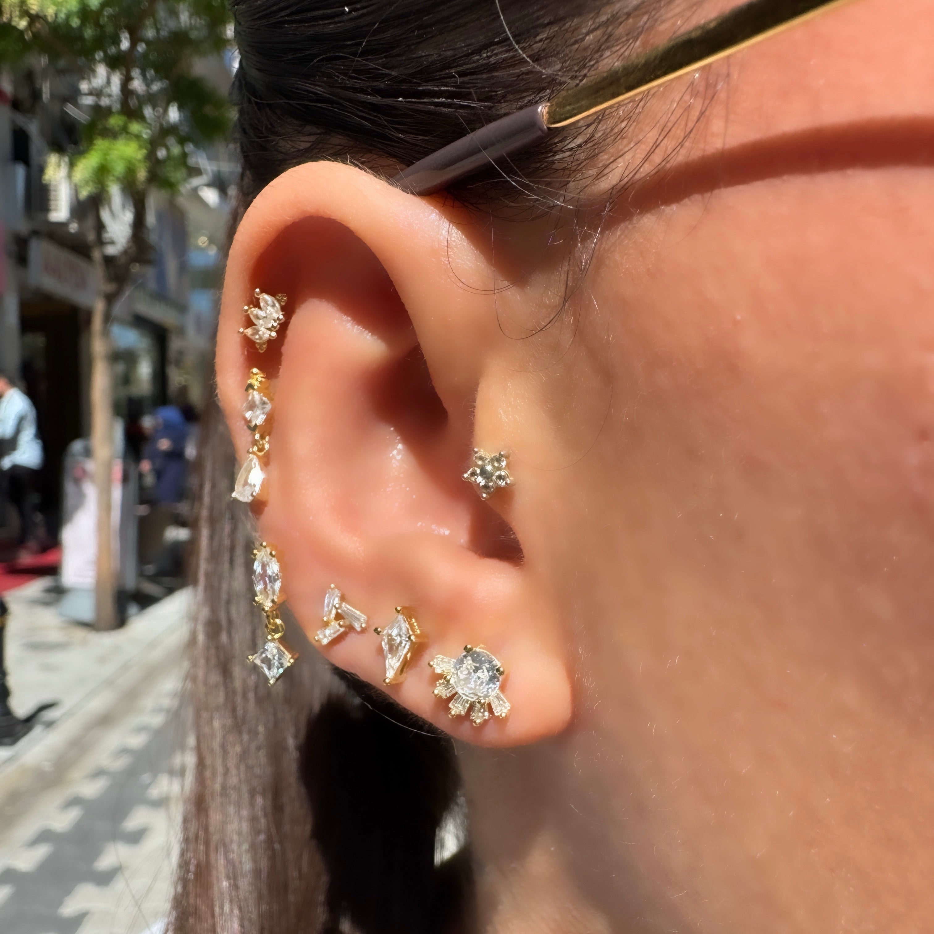 Tasarım Tektaş Küpe