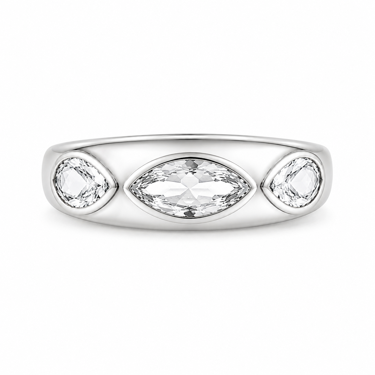Ring mit ovalen Steinen und gewölbten Details