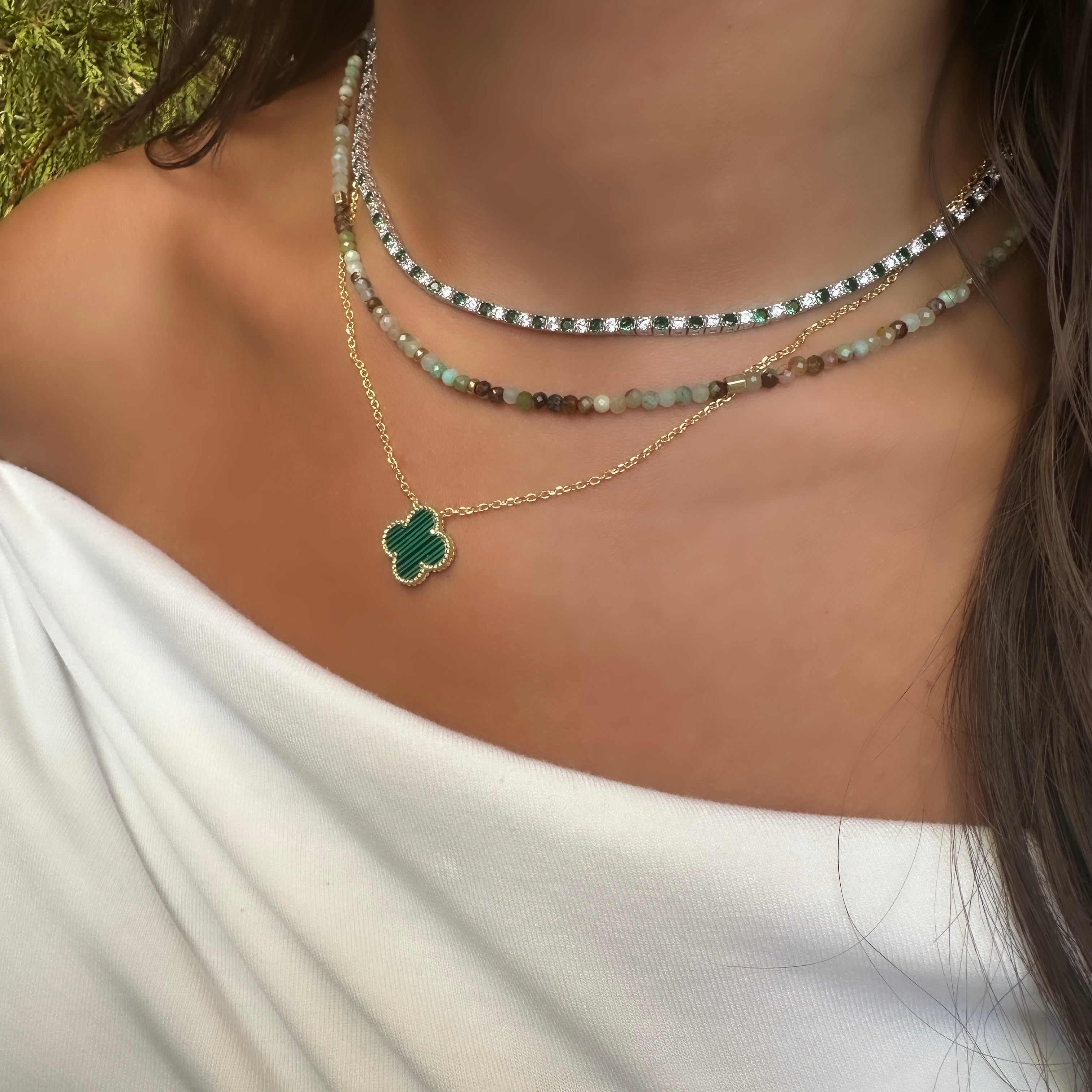 İki buçuk mm Yeşil Taşlı Suyolu Kolye