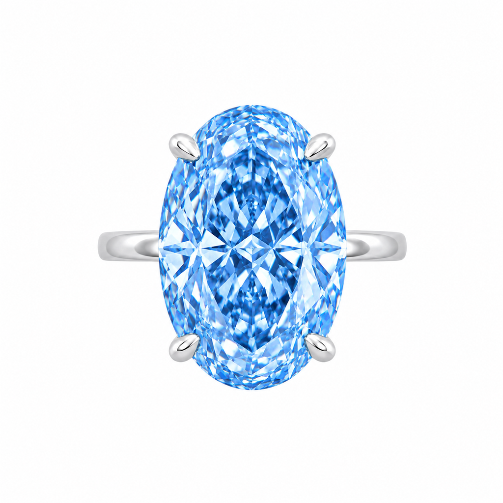 Blauer, oval geschliffener Ring mit Eis-Schliff-Stein