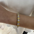 Wasserstraßenarmband aus gelbem Stein