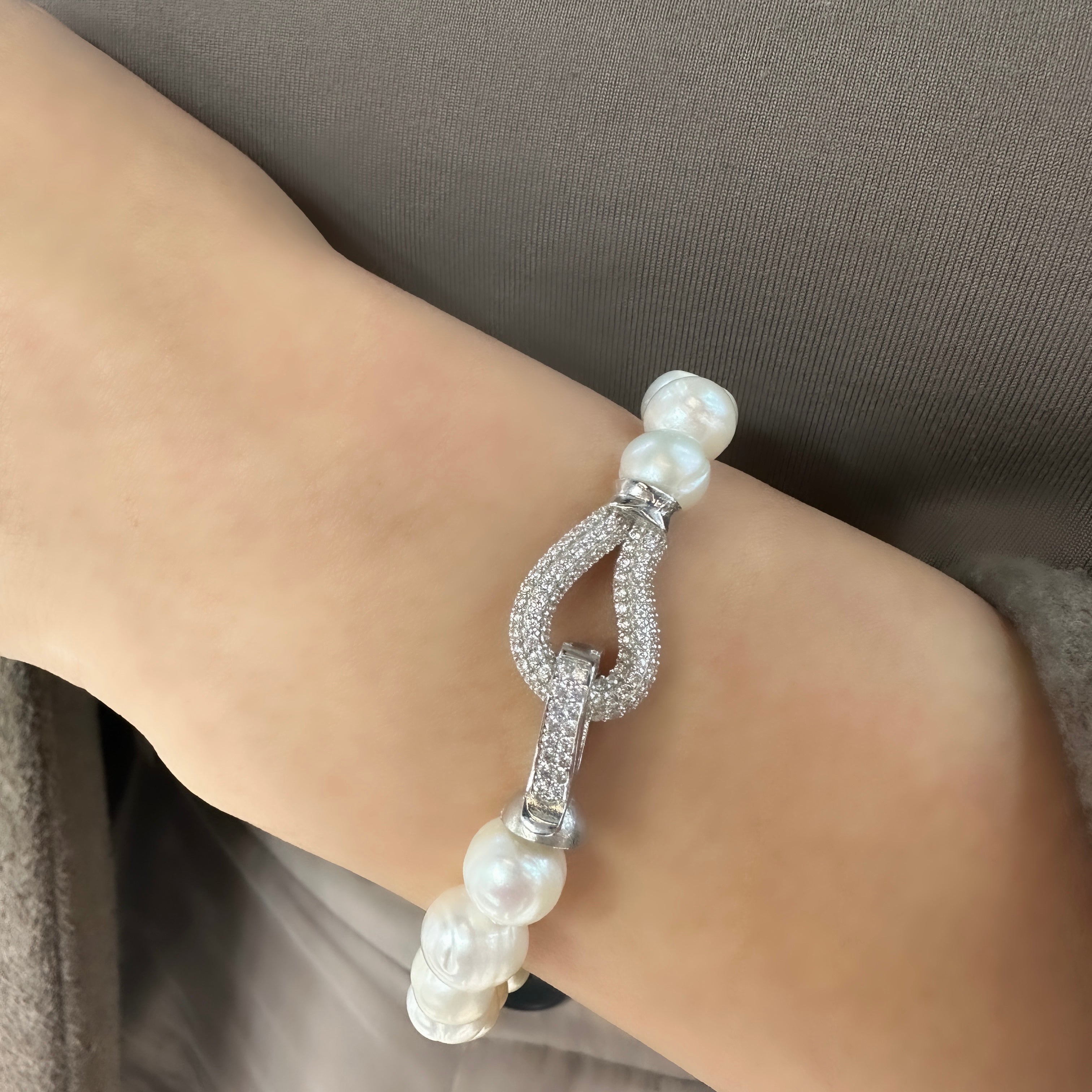 Taşlı Tasarım İnci Bileklik