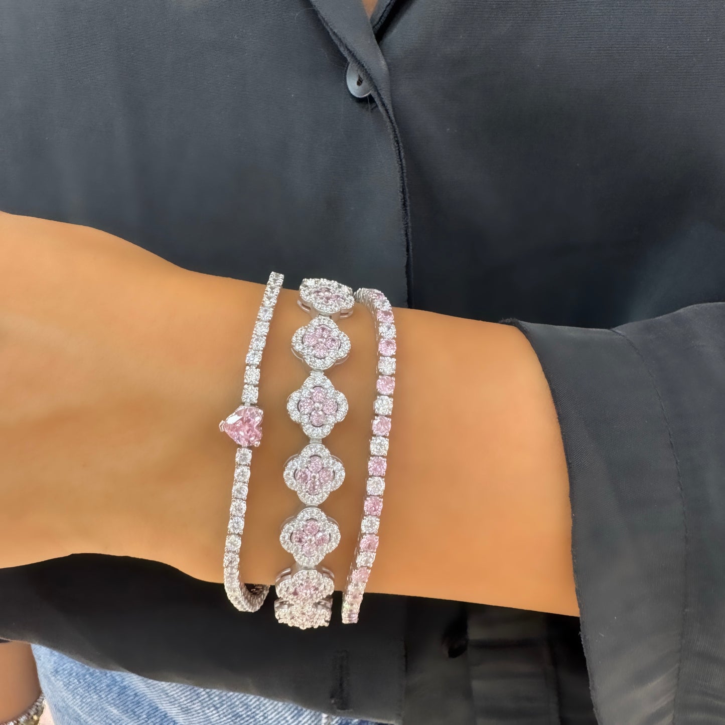 Pembe Yonca Taşlı Bileklik