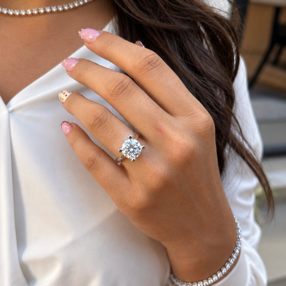 14 Karat Vier Karat Moissanit Solitärring