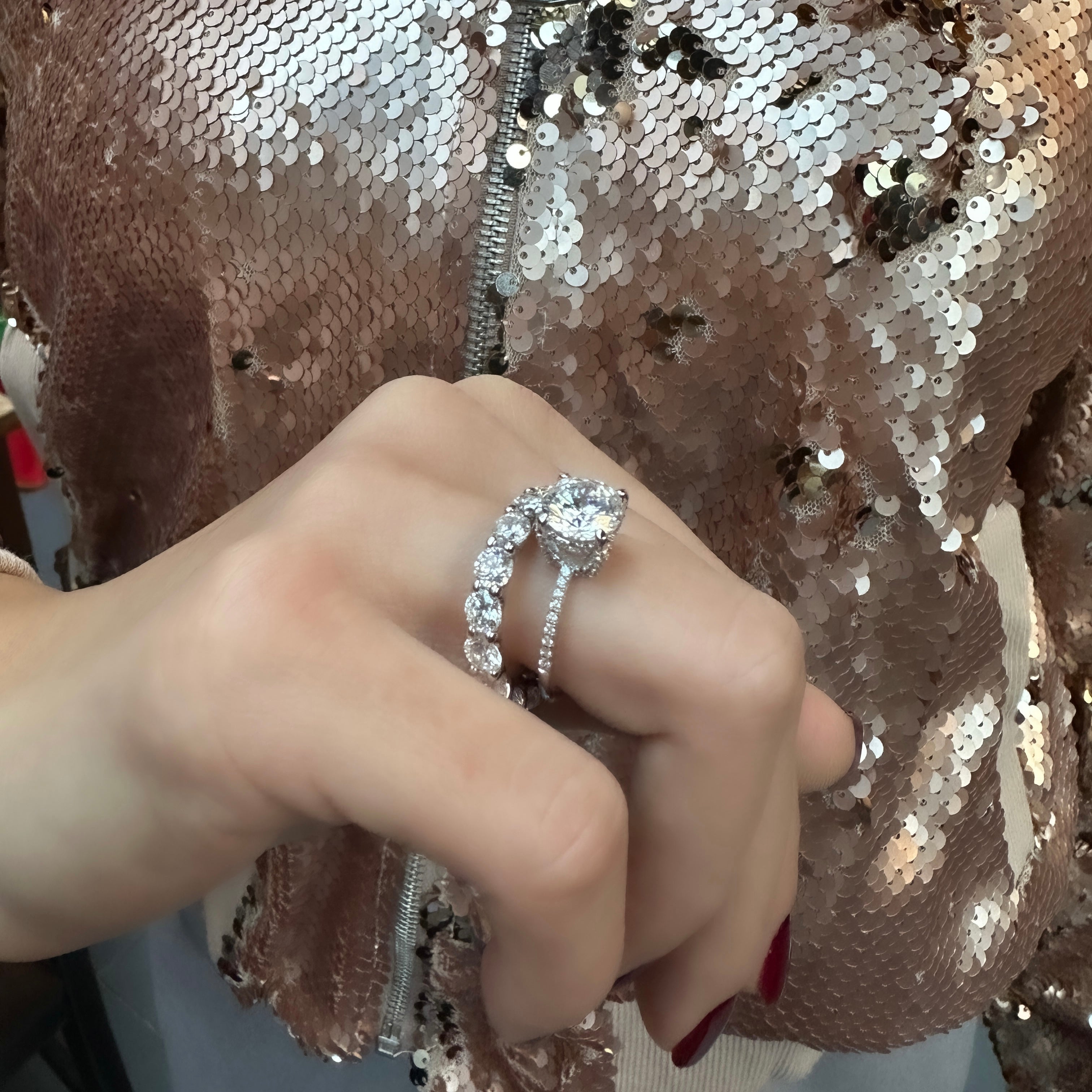 İki Karat G-Color Tektaş Yüzük