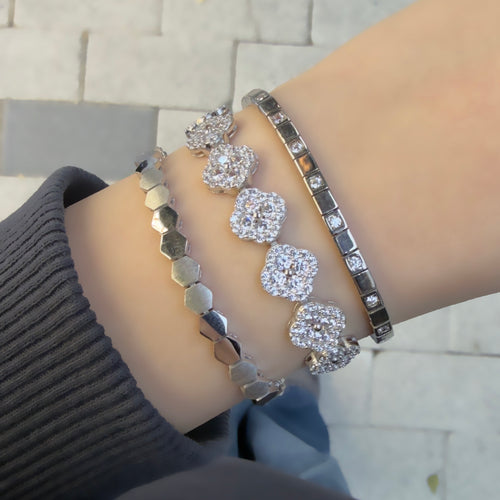 Yonca Taşlı Bileklik