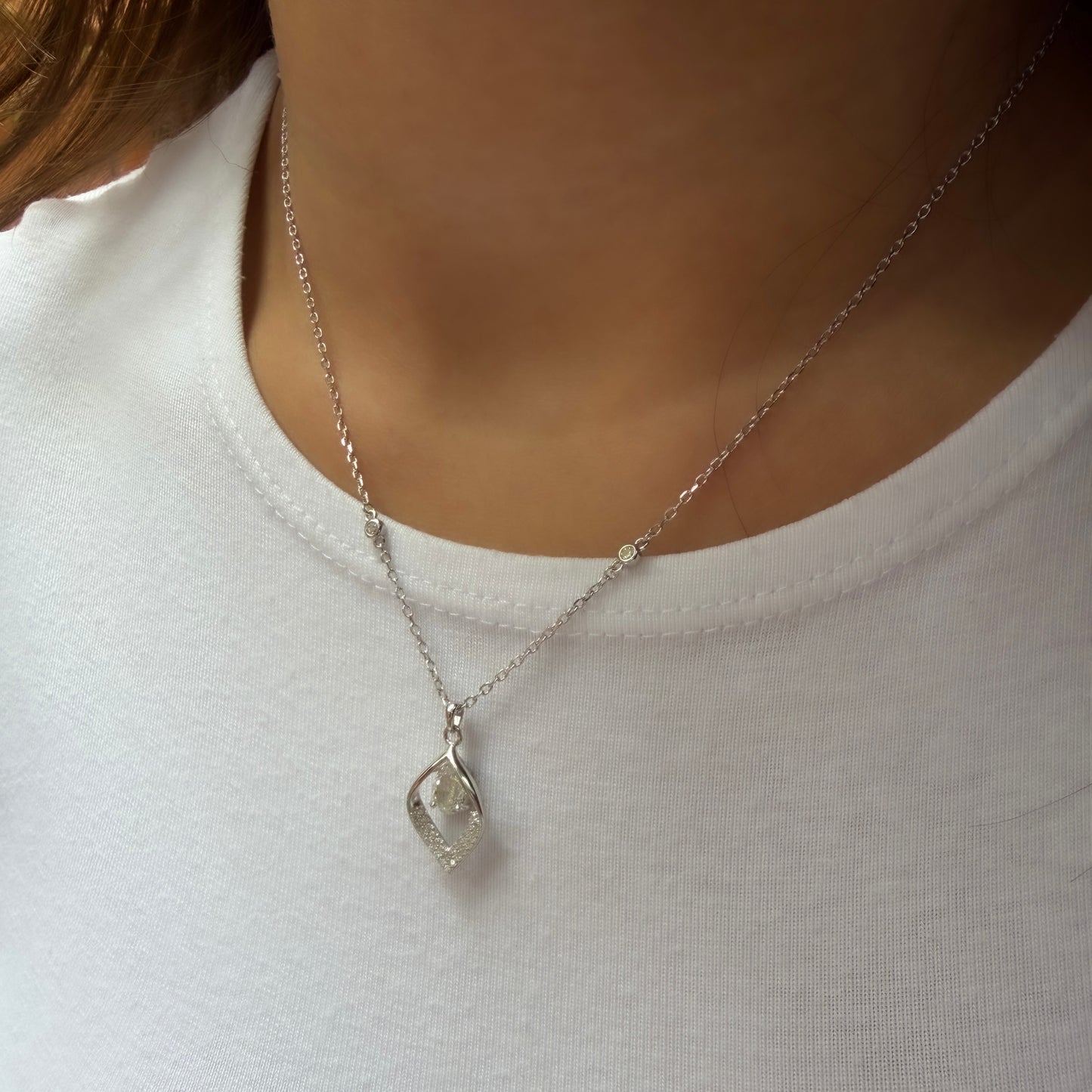 G-Color Taşlı Tasarım Kolye