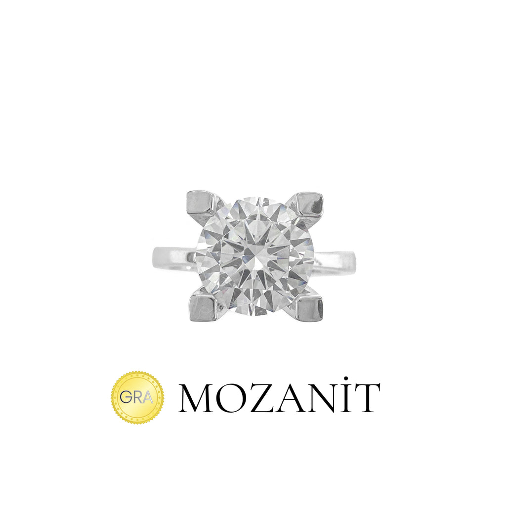 İki Karat Mozanit Tektaş Yüzük