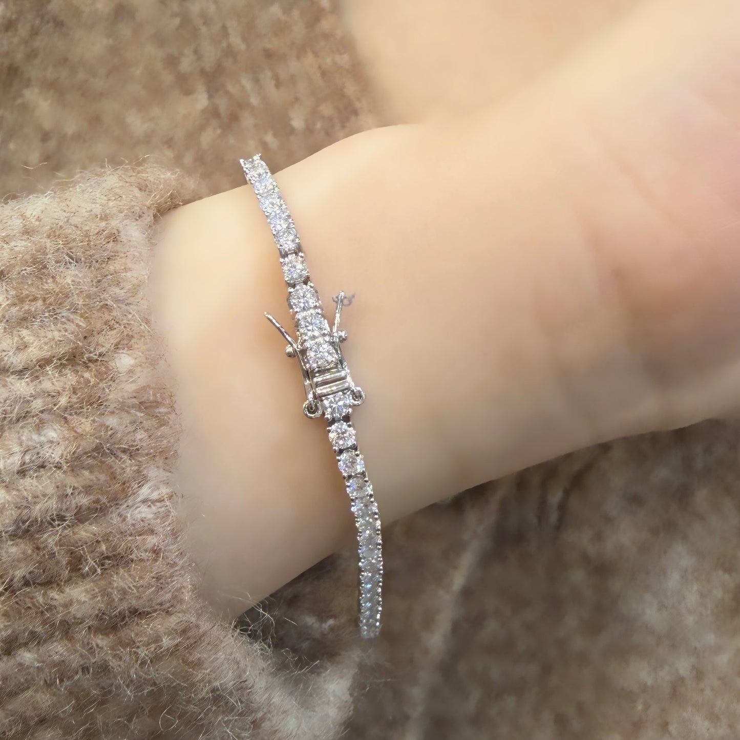 İki Buçuk mm Mozanit Suyolu Bileklik