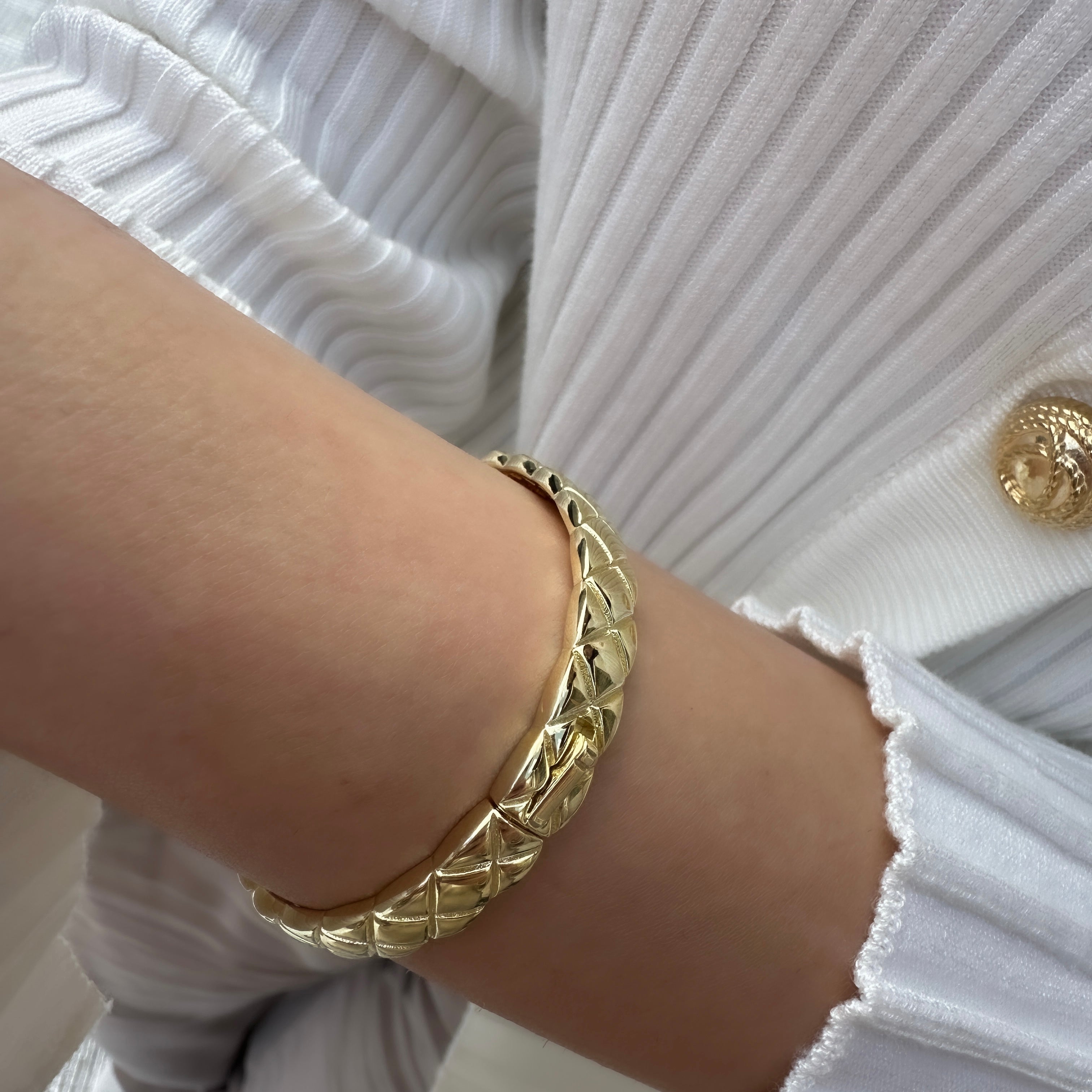 Taşlı Yol Kelepçe