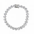Armband mit ovalen Steinen