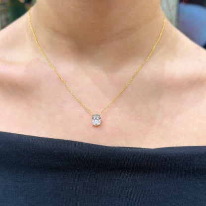 1.75 Karat D-Color Oval Kolye