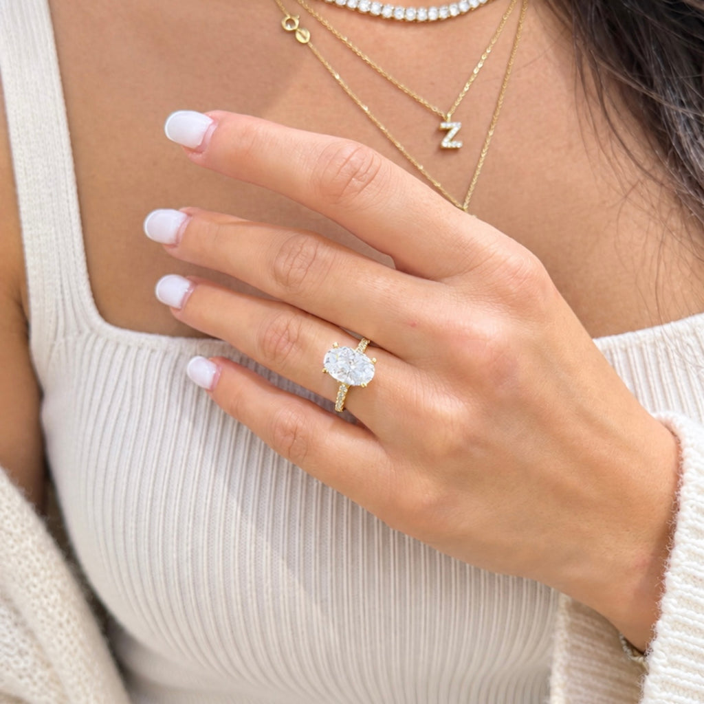 14K Üç Buçuk Karat Mozanit Uzun Oval Tektaş Yüzük