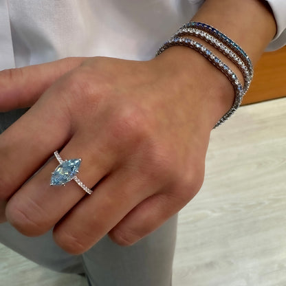 Ice Cut Mavi Yanları Taşlı Markiz Yüzük