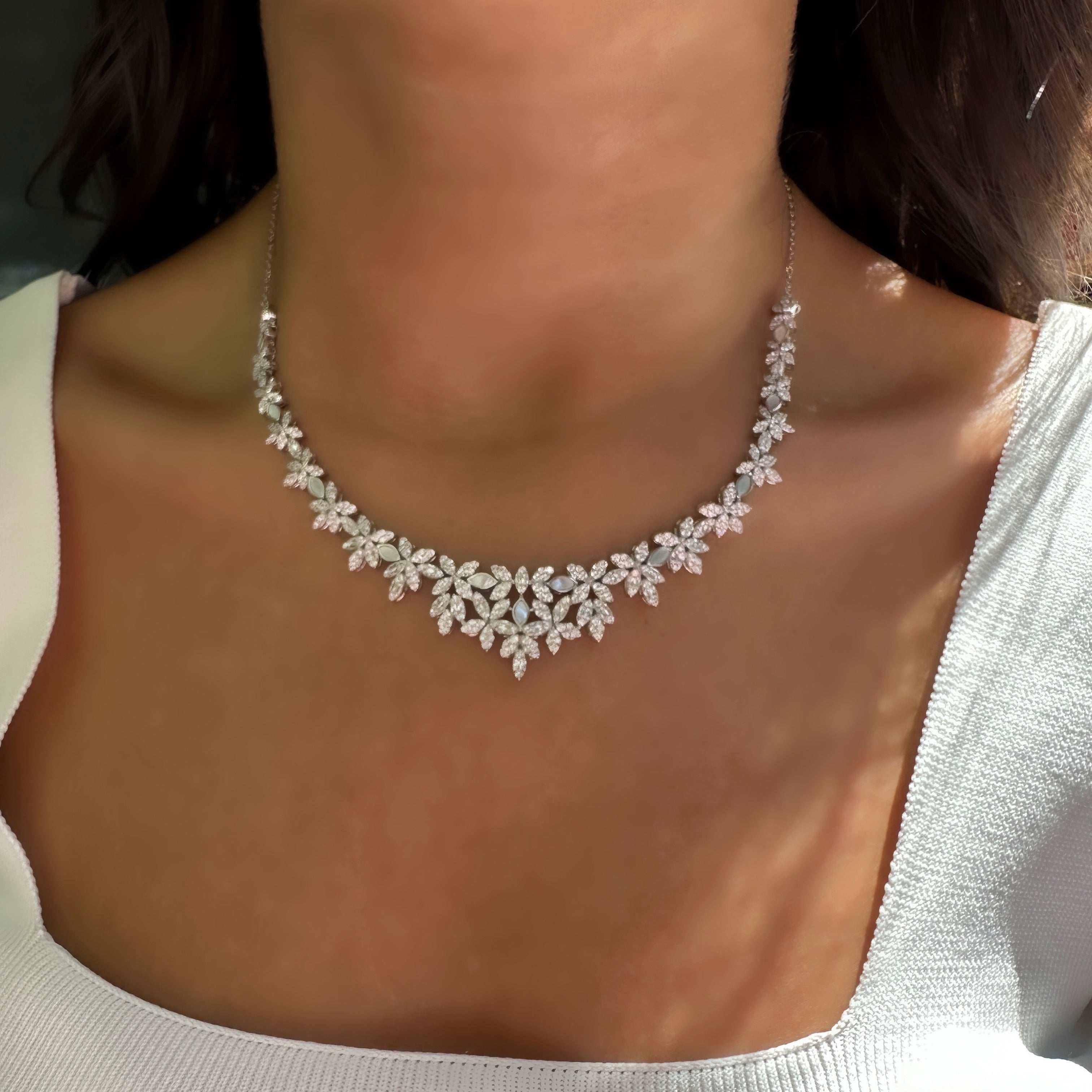 Markiz Taşlı Tasarım Gece Seti