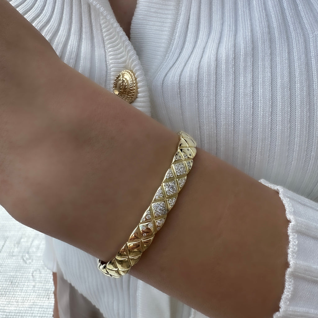 Taşlı Yol Kelepçe