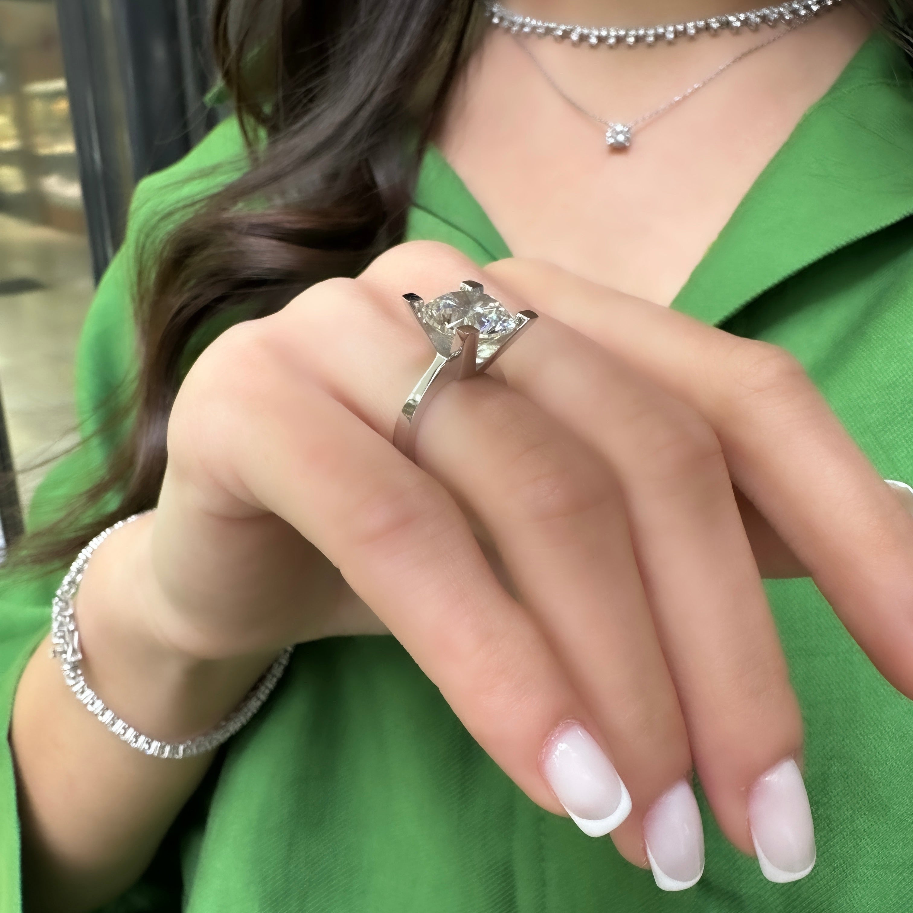 Altı Karat G-Color Tektaş Yüzük