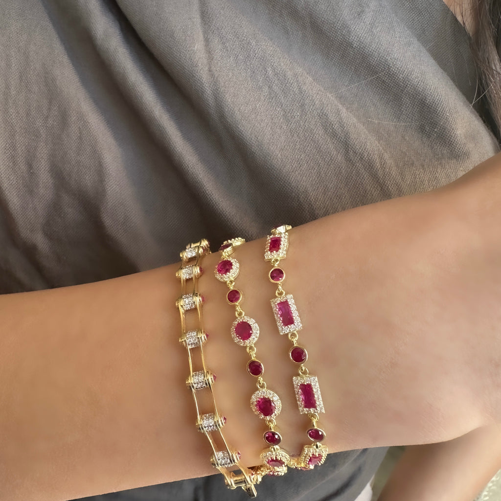 Kenarları Renkli Taşlı Tasarım Kelepçe