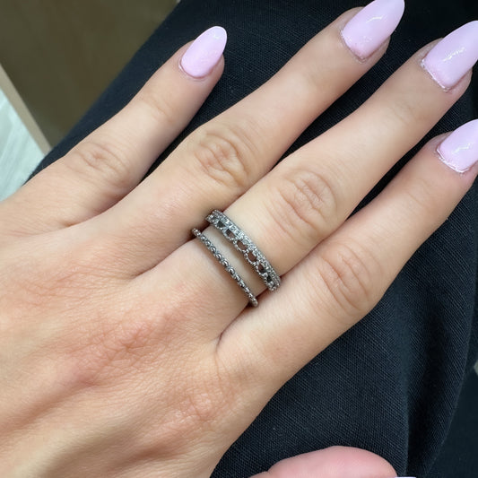 Shaped ring