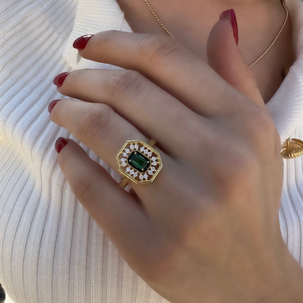 Grüner Steinmoderner Ring