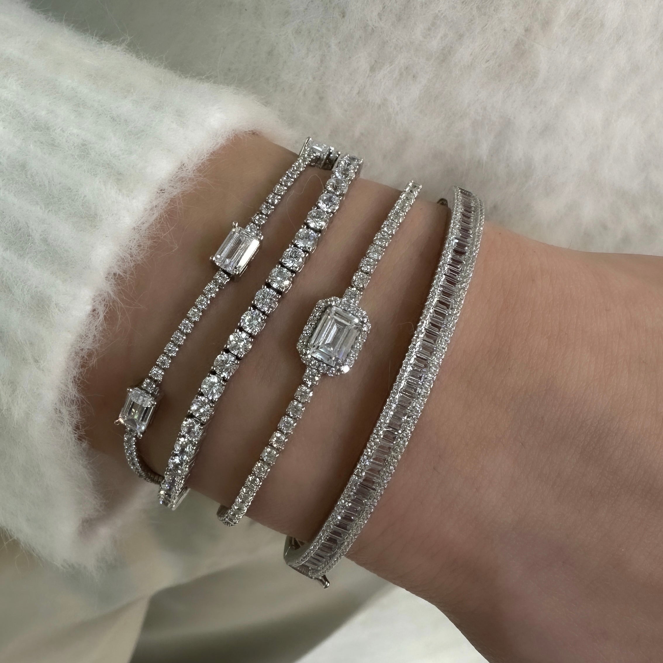 Baget Taşlı Kelepçe