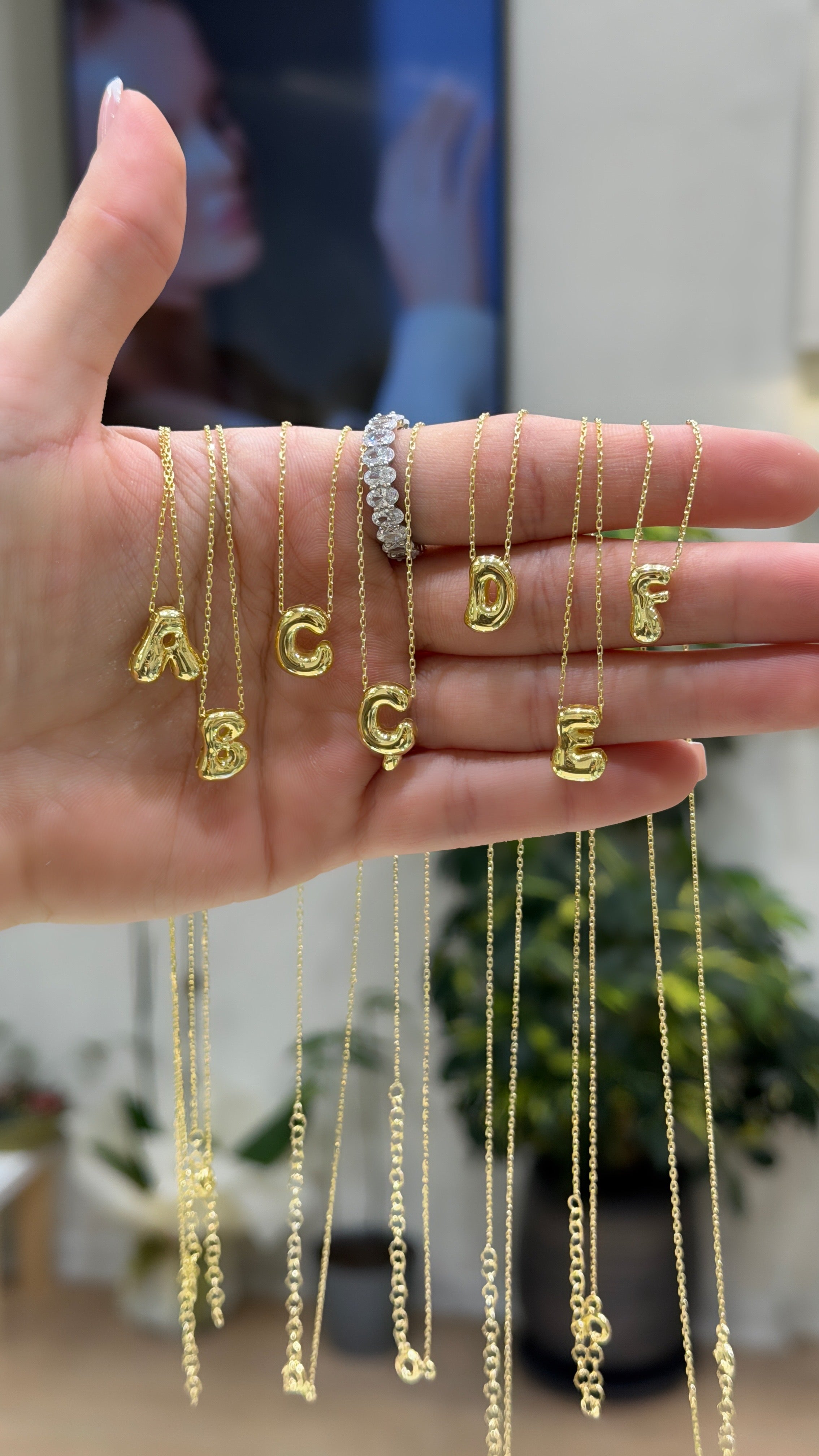 Minimal Bombeli Harf Kolye