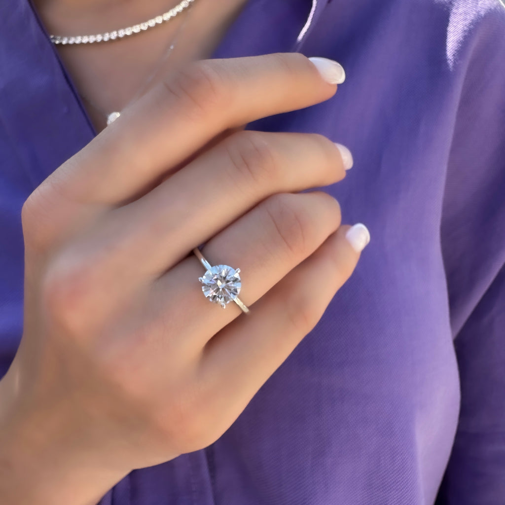 Dreizackiger Moissanit-Solitärring