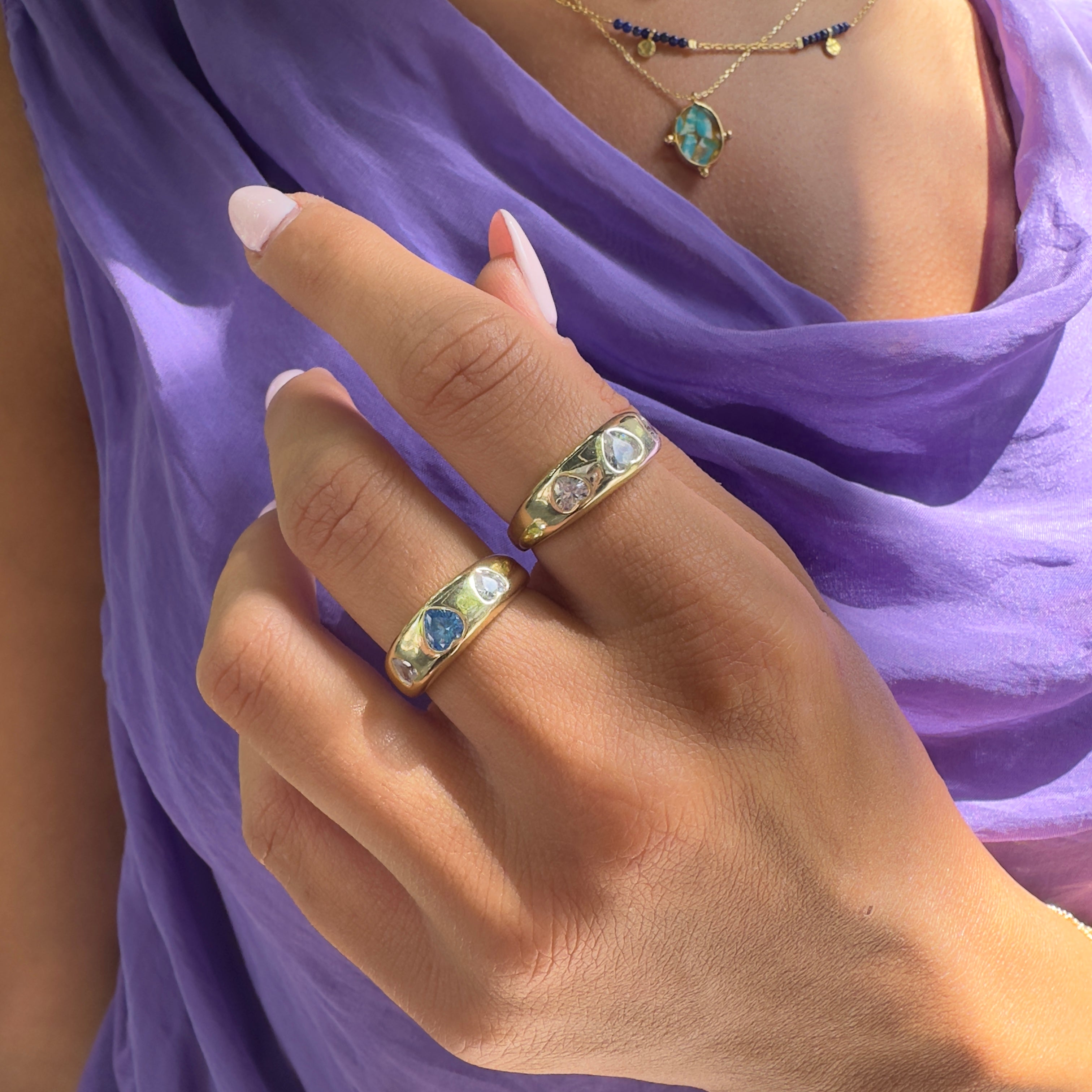 Renkli Taşlı Kalp Detay Bombeli Yüzük