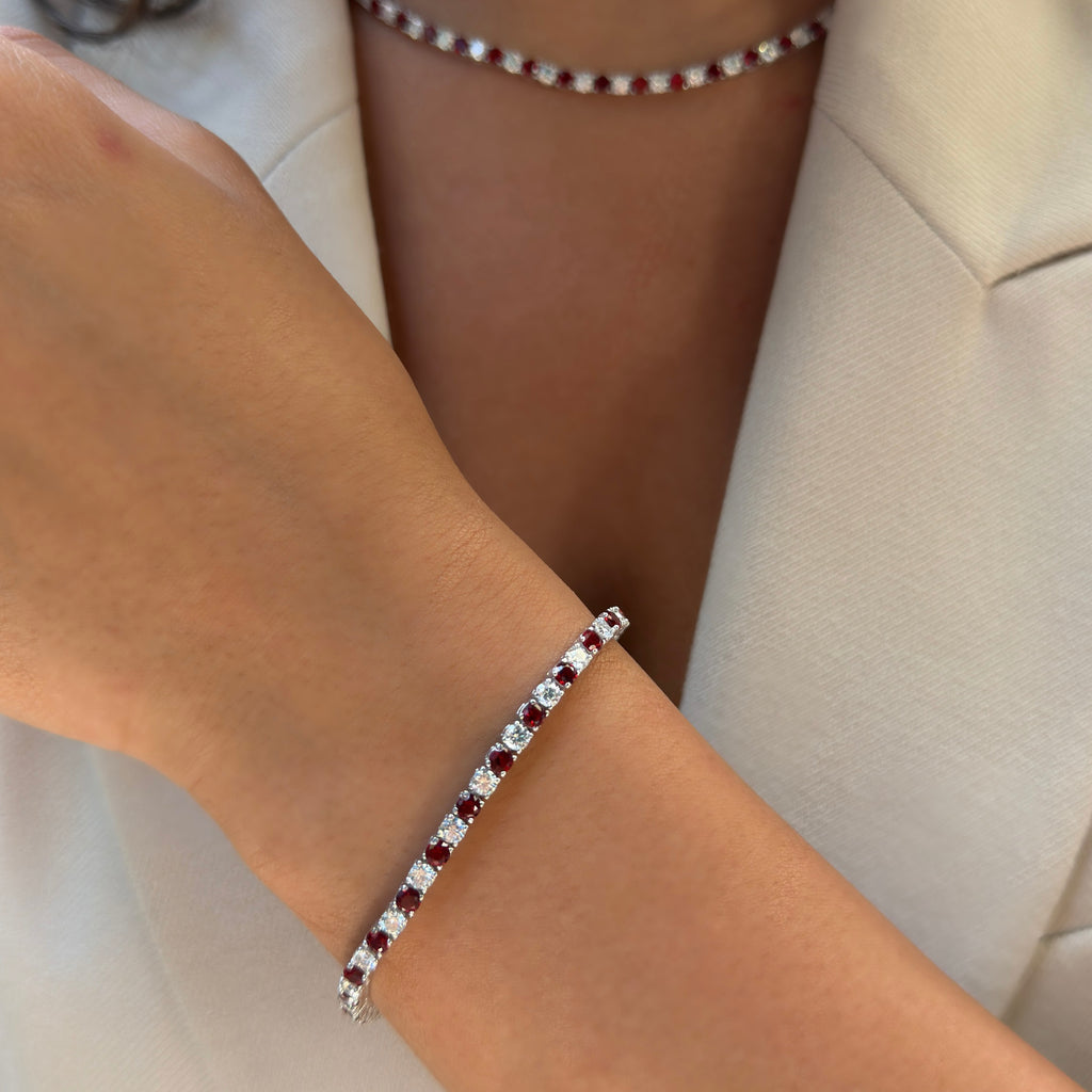 3mm bordeauxfarbenes Steinarmband mit Wasserfall-Design