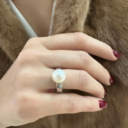 Modern Pearl Ring