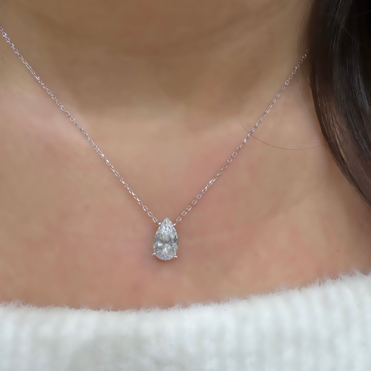 Taşlı Montür Mozanit Damla Kolye