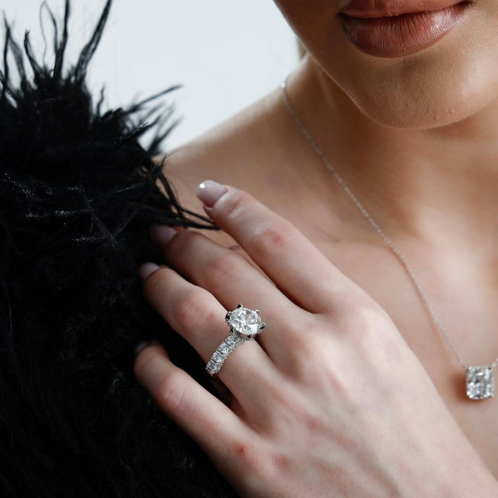 Dört Karat Mozanit Tasarım Tektaş Yüzük