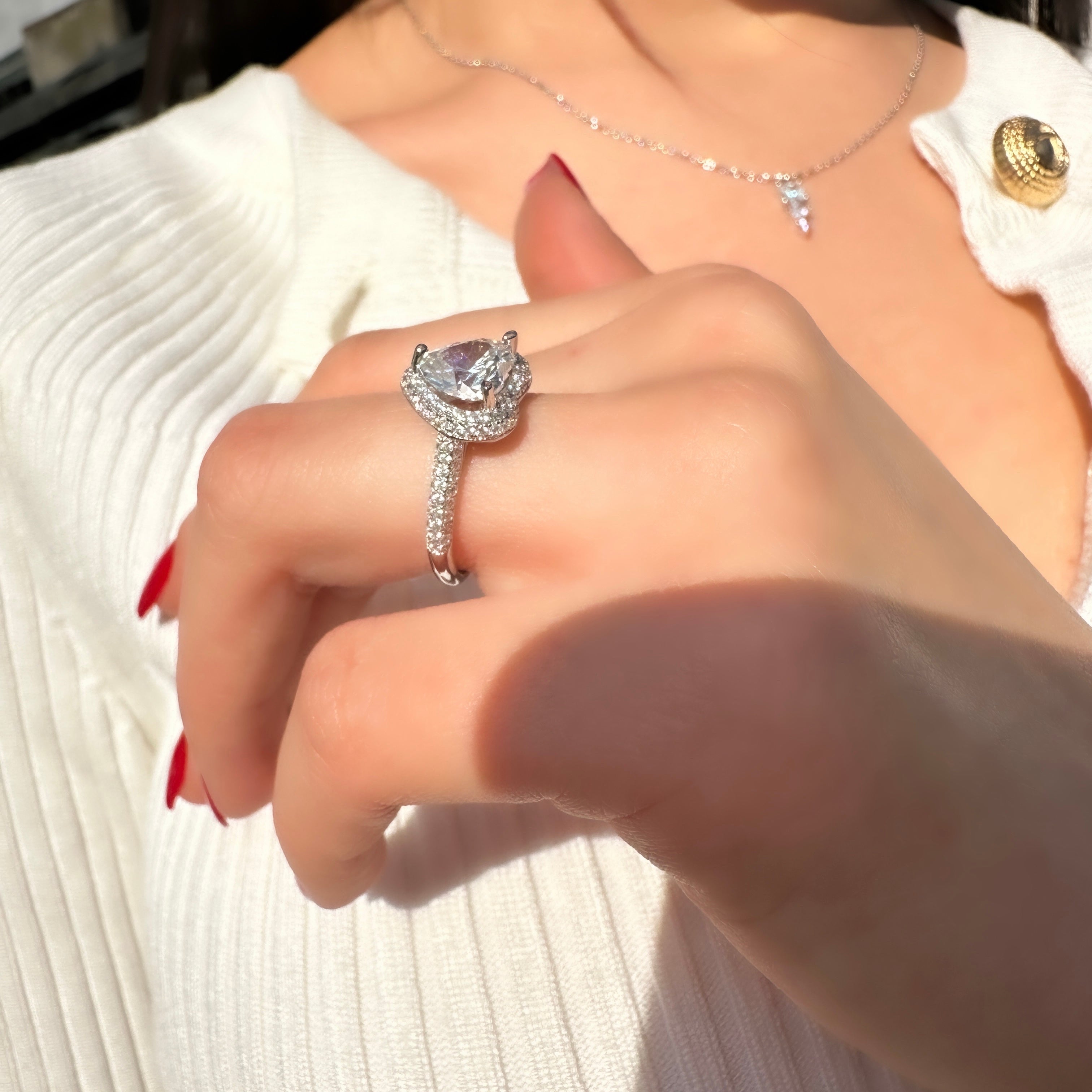 G-Color Kalp Yanı Taşlı Yüzük