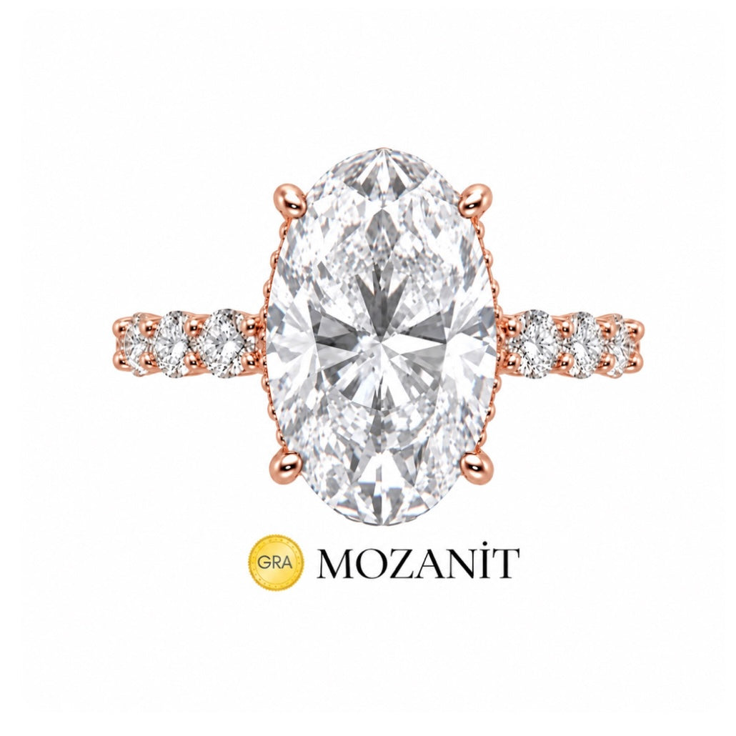 Altı Karat Taçlı Mozanit Uzun Oval Tektaş Yüzük