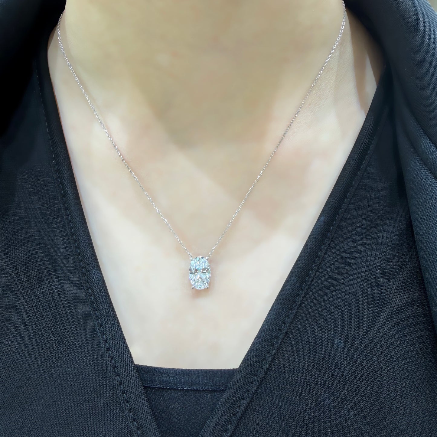 Taşlı Montür Mozanit Oval Kolye