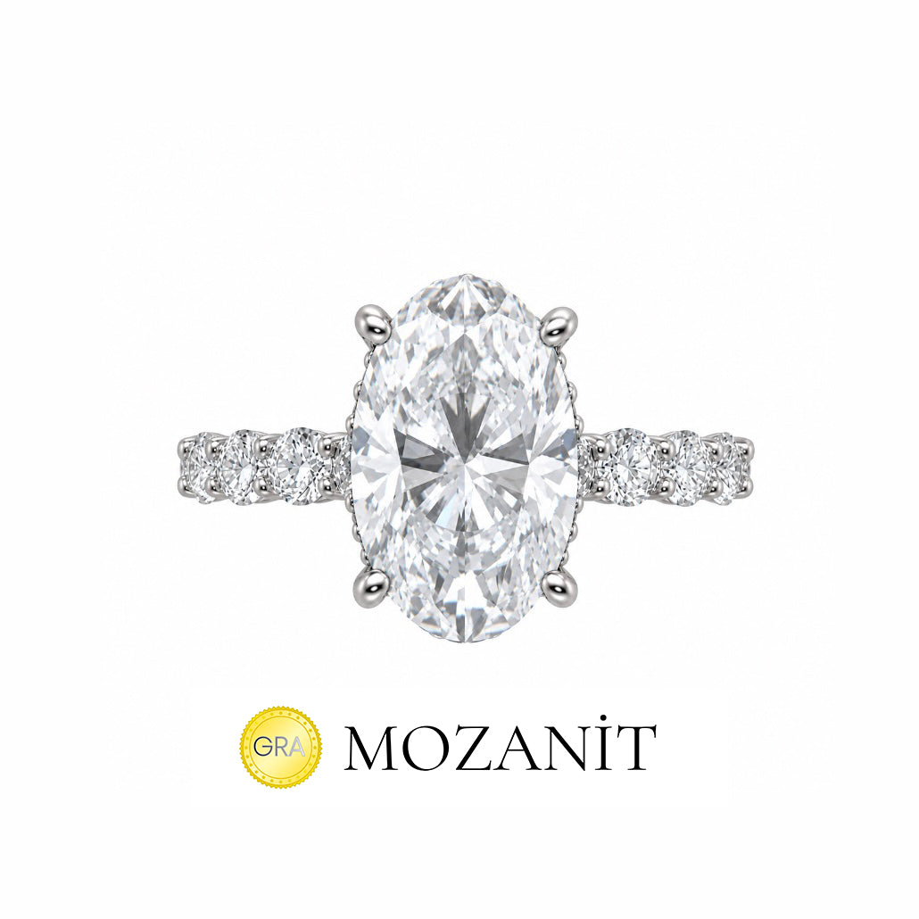 Altı Karat Taçlı Mozanit Uzun Oval Tektaş Yüzük