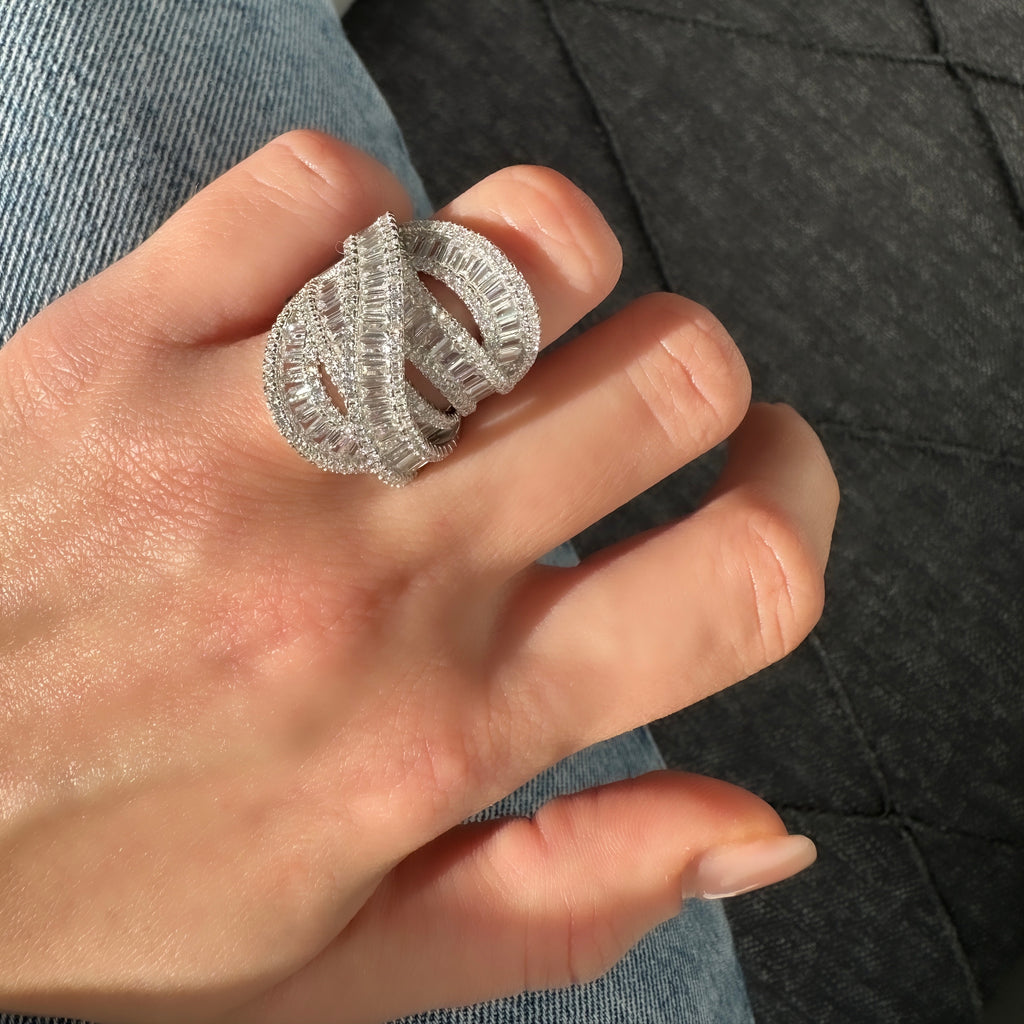 Spiral Baguette Stone Ring