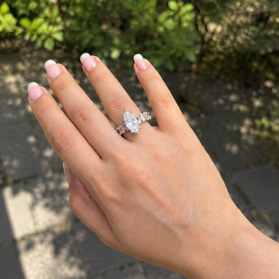 14K Kolu Oval Taşlı Markiz Mozanit Yüzük