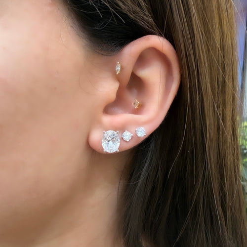 Üç Karat Mozanit Oval Küpe