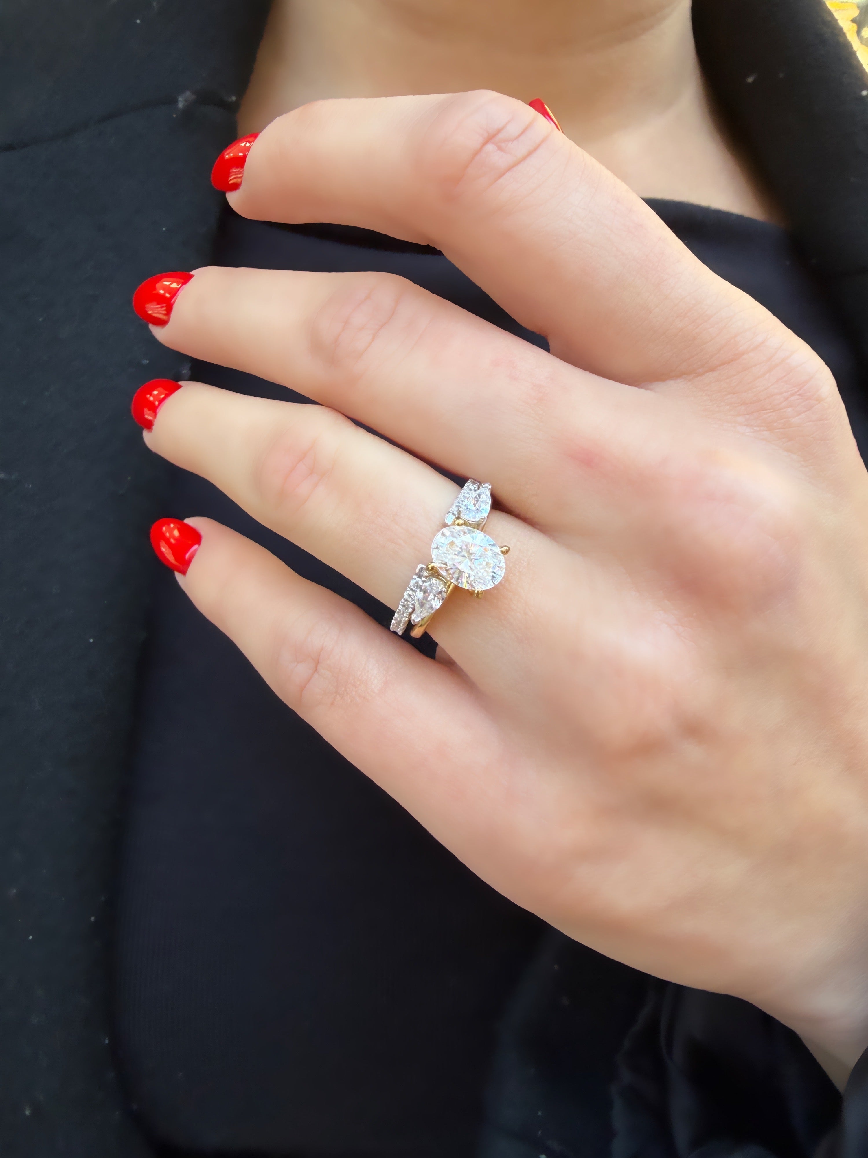 1.25 Karat Mozanit Oval Yüzük