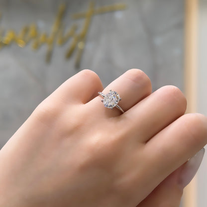 1.75 Karat Mozanit Oval Yüzük