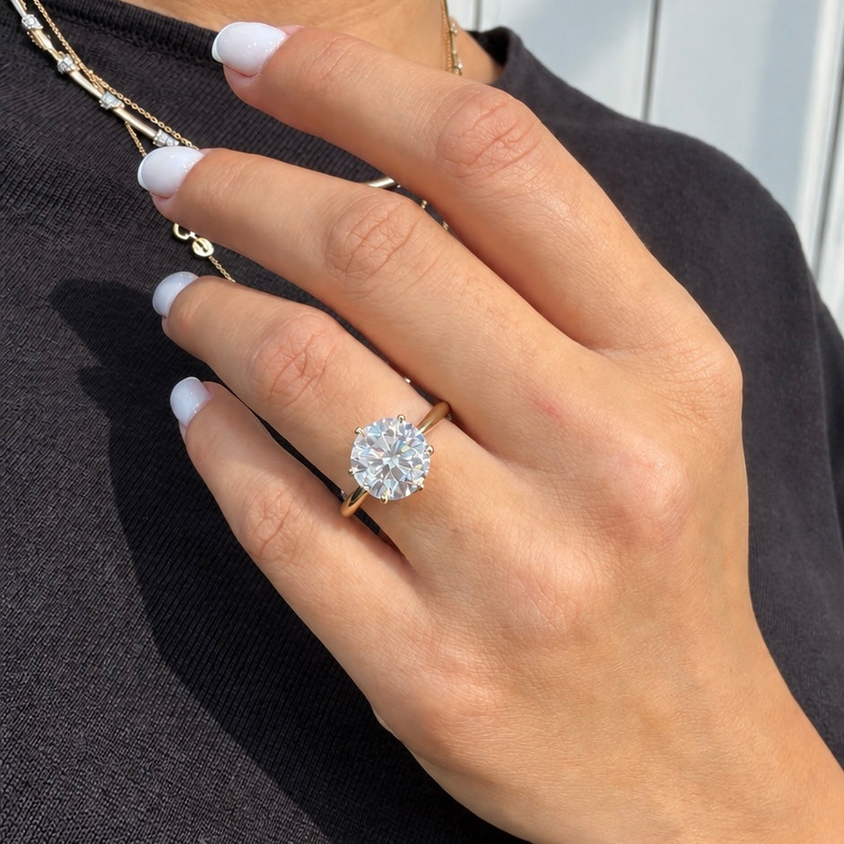 14K 4 Karat Mozanit 6 Tırnak Tektaş Yüzük